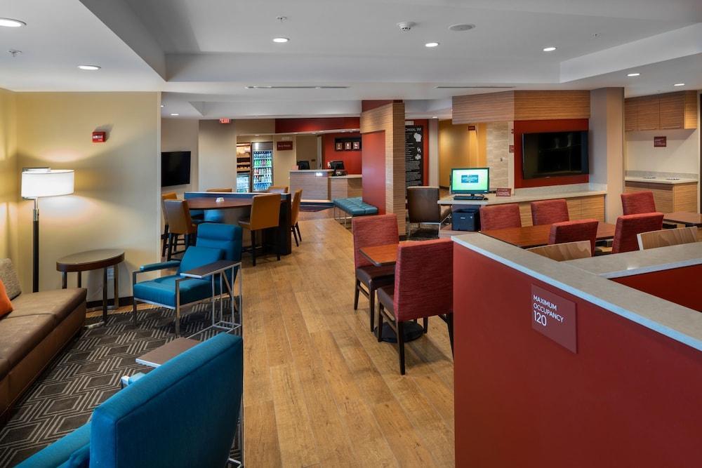 Towneplace Suites By Marriott Milwaukee Oak Creek Exterior foto